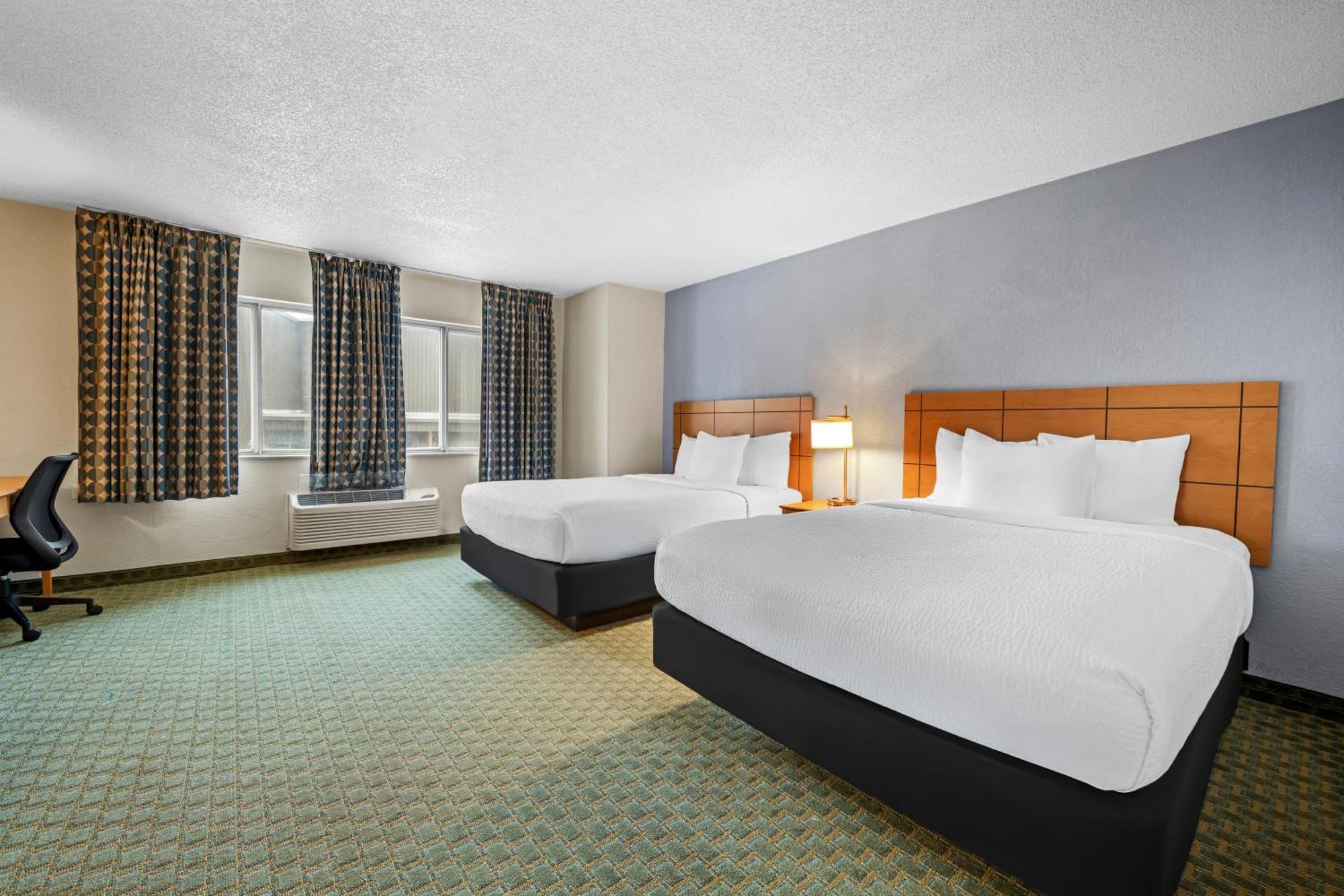 Queen Suite Two Queen Beds Non Smoking